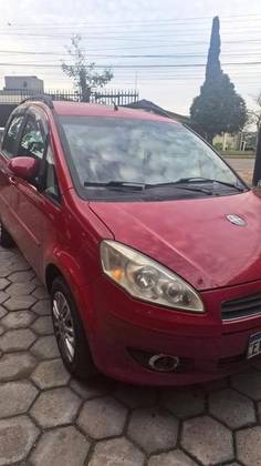 FIAT IDEA 1.4 MPI ATTRACTIVE 8V FLEX 4P MANUAL FIAT IDEA 1.4 MPI ATTRACTIVE 8V FLEX 4P MANUAL